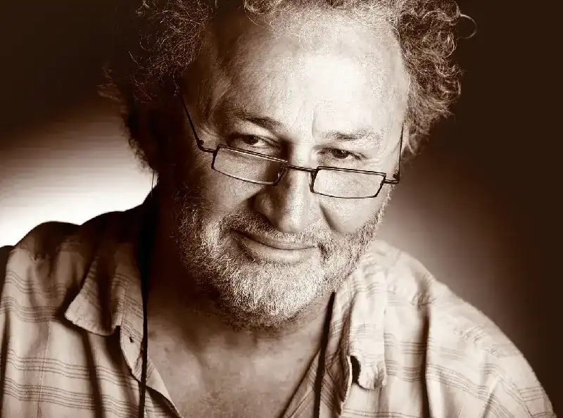 Photograph of Avi Karpick